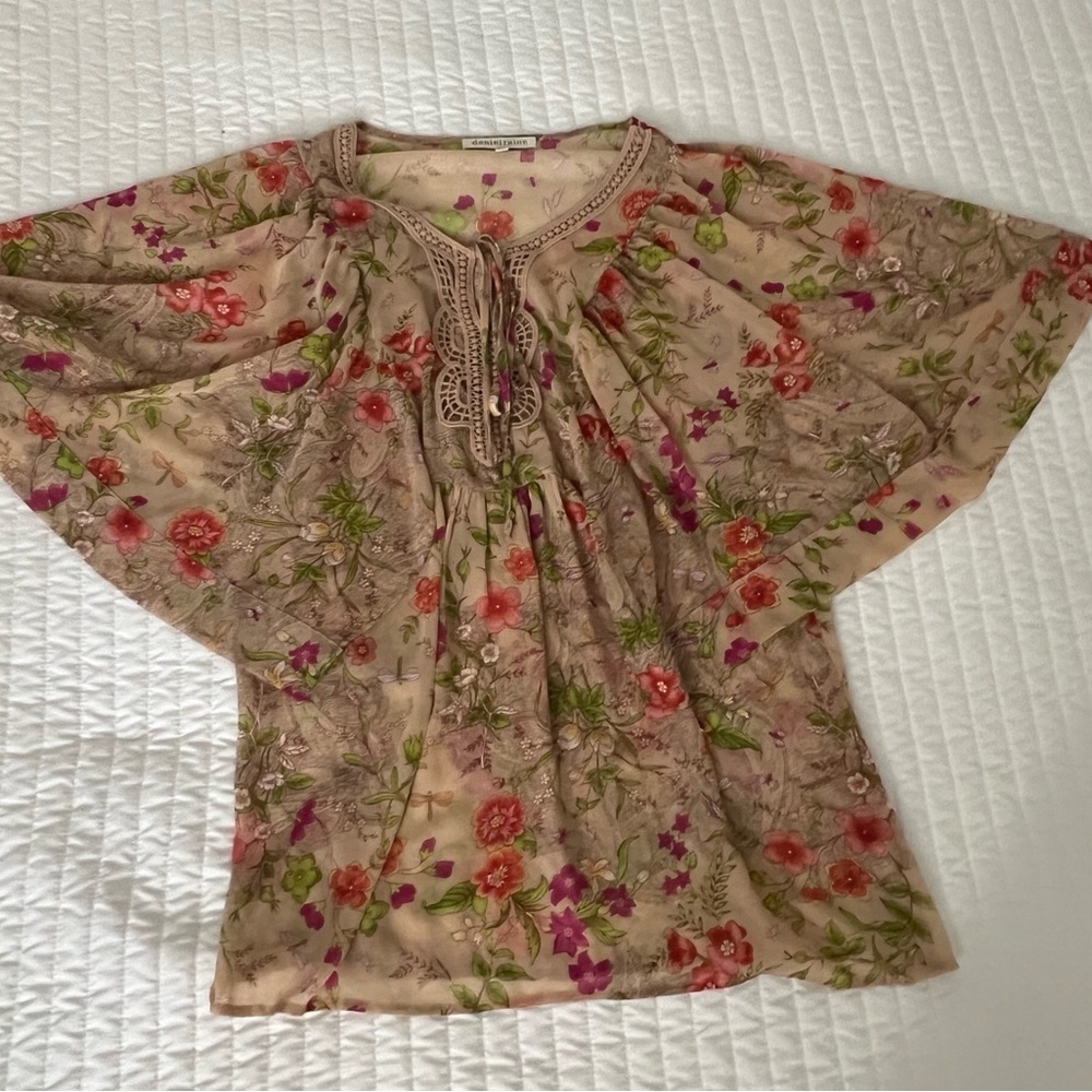 Daniel Rainn Beige Flowy Chiffon Butterfly Blouse with Tied Collar